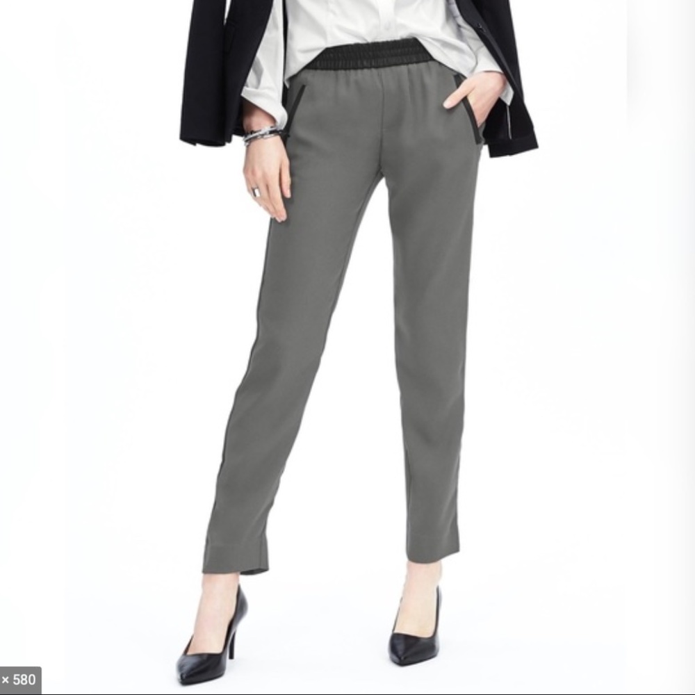 Banana Republic Faux-Leather Drapey pants (2P)
